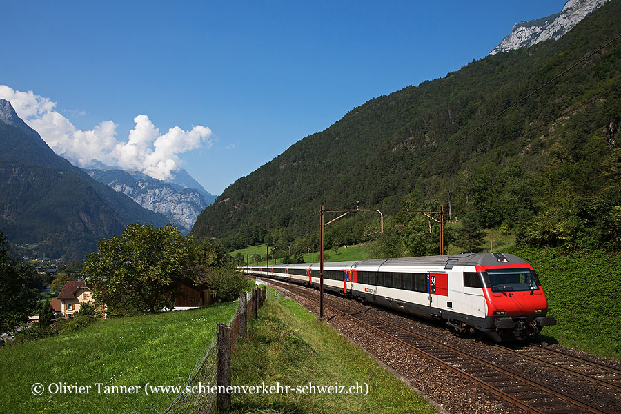 Einheitswagen IV Pendelzug als IC2 Zürich – Lugano