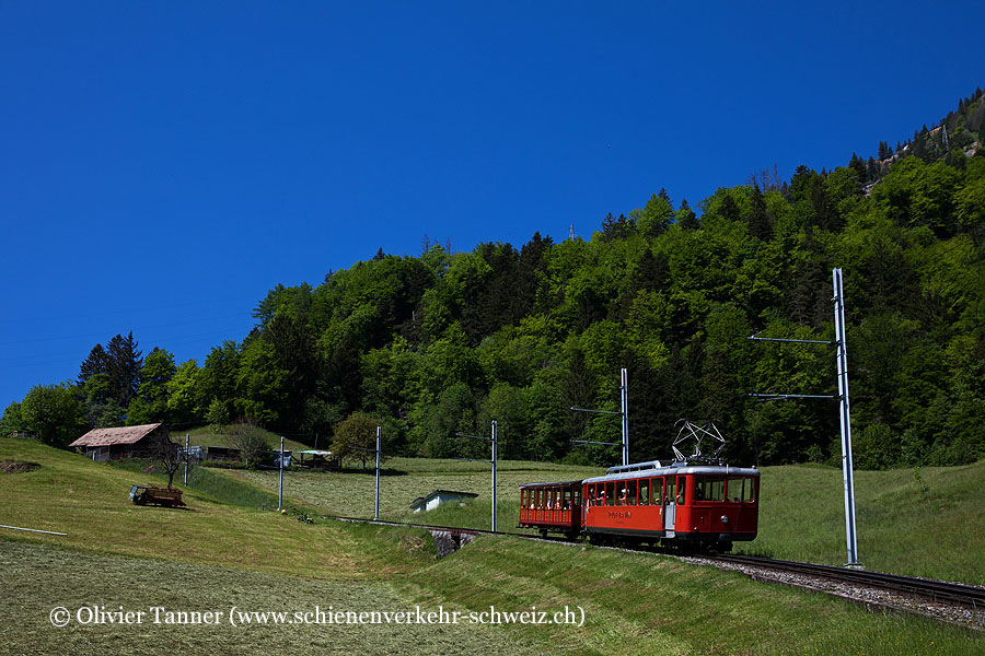 Bdhe 2/4 1 auf dem Weg nach Vitznau